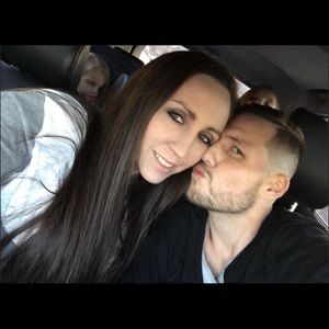 Meet your Posher, Adrienne